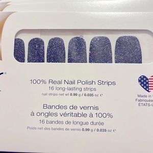 Color Street Nail Set Living the Gleam